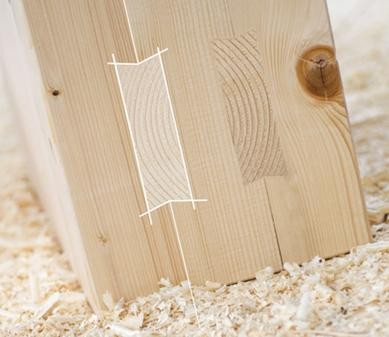 Nahaufnahme einer Steckverbindung in einem Holzbauteil